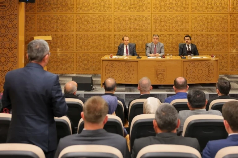 Bayburt’ta kamu hizmetleri ve yatırımlar masaya yatırıldı 