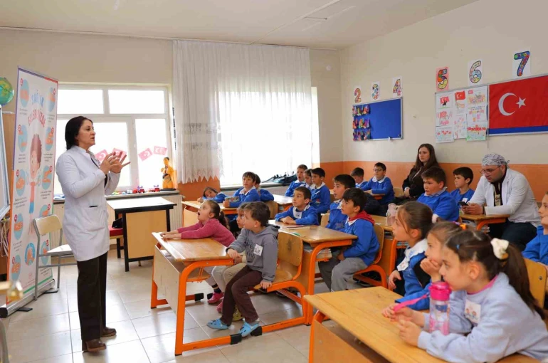 Bayburt’ta öğrencilere sağlık bilinci kazandırılıyor