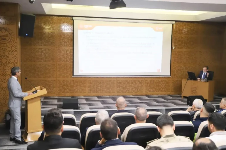 Bayburt’ta okul güvenliği tedbirleri görüşüldü 