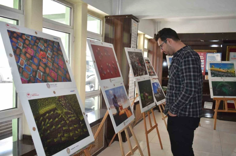 Bayburt’ta tarım, orman ve insan temalı fotoğraf sergisi açıldı