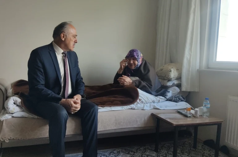 Bayburt’ta vatandaşlara yönelik ’Ramazan Ziyaretleri’ devam ediyor