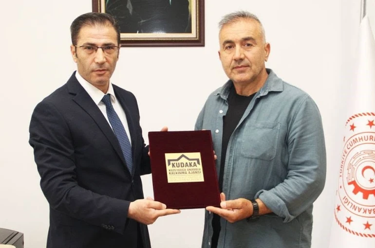 Bayburt’un coğrafi işaretli balı turizme kazandırılacak