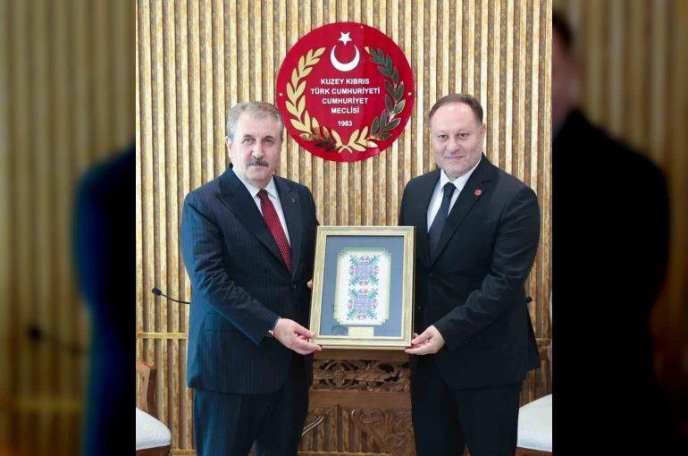 BBP Genel Başkanı Destici, KKTC Cumhuriyet Meclisi Başkanı Öztürkler ile bir araya geldi 