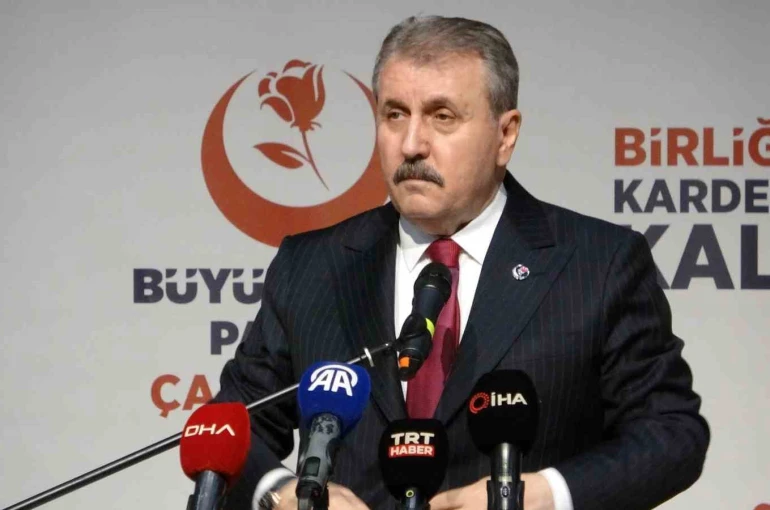 BBP Genel Başkanı Destici: "Terörle, teröristle müzakere olmaz, mücadele edilerek kökü kazınmalıdır"