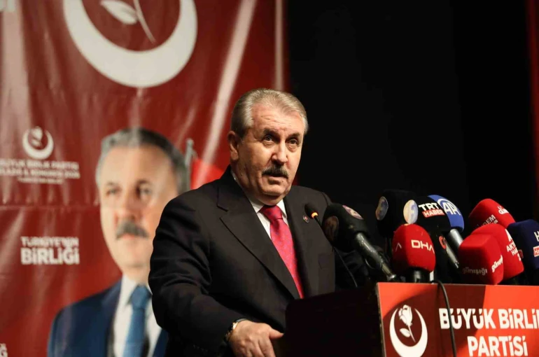 BBP Genel Başkanı Destici: "Türkiye olarak bölgemizde savaş istemiyoruz"
