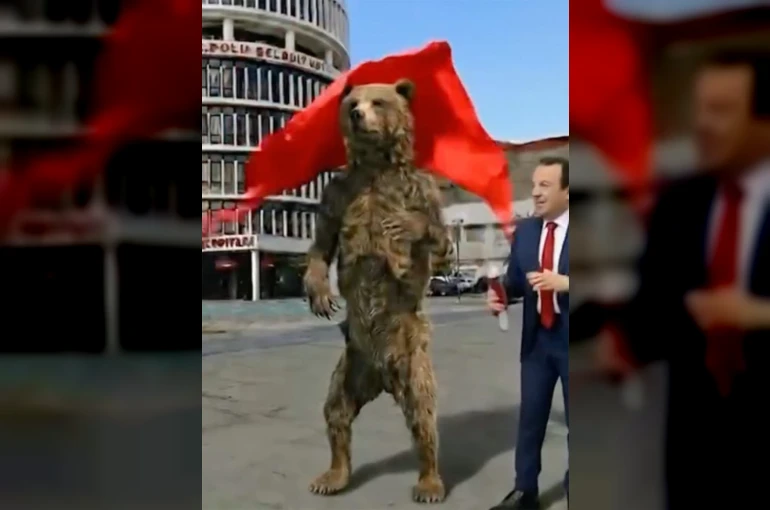 Belediye başkanlarının sosyal medyada atışması gündem oldu