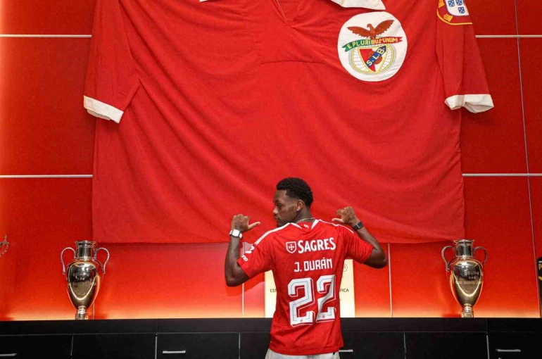 Benfica, Jhon Duran’ı kiralık olarak kadrosuna kattı
