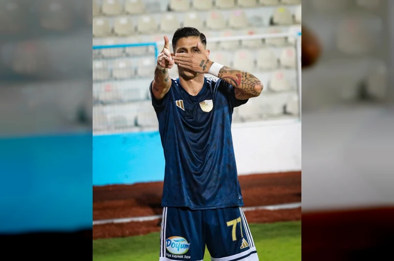 Benhur Keser Erzurumspor’a veda etti