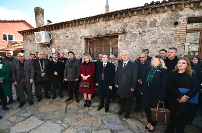 Bergama’da tarihi hamamdan Parşömen Müzesi’ne uzanan yolculuk