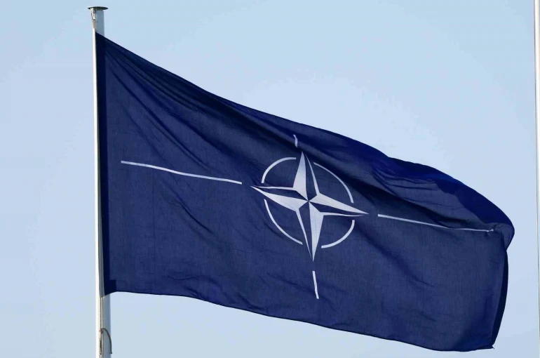 Berlin’de Ankara’daki NATO zirvesine hazırlık toplantısı