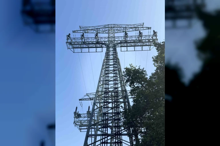 Berlin’de elektrik direklerinde kundaklama şüphesi