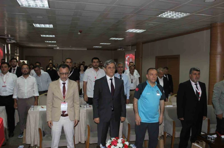 Beş ilin sağlık müdürü Zonguldak’ta acil sevk zinciri için toplandı