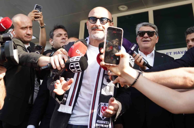 Beşiktaş’ın yeni teknik direktörü Vincenzo Italiano, İstanbul’a geldi