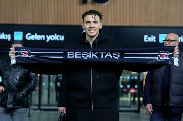 Beşiktaş’ın yeni transferi Kristjan Asllani, İstanbul’a geldi