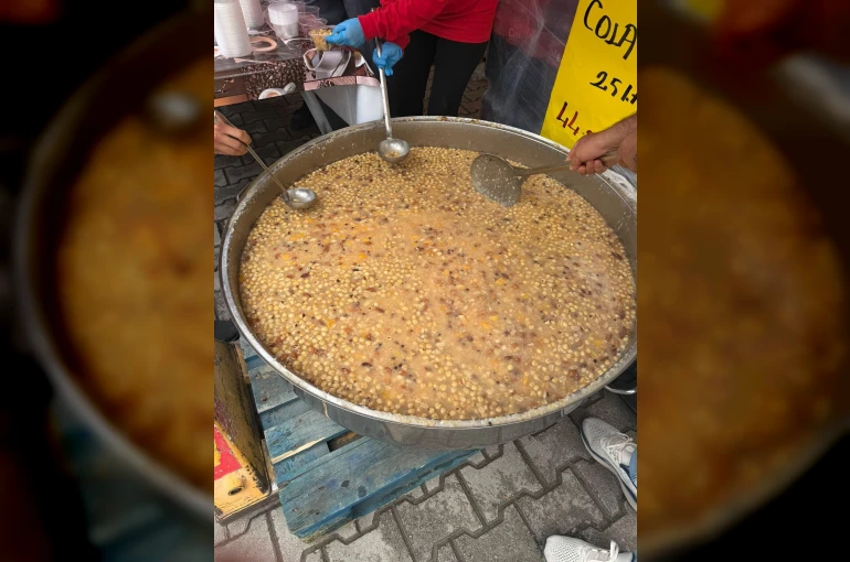 Beşyol Avm’de Geleneksel Aşure Coşkusu