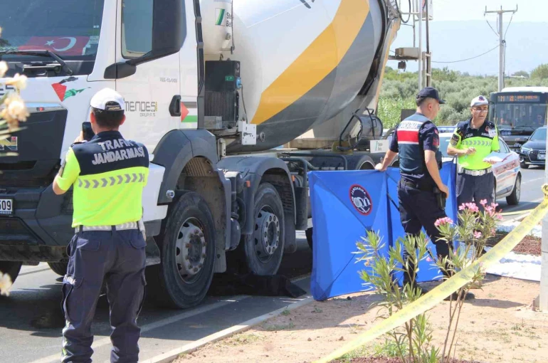 Beton mikserinin altında kalan yaşlı kadın hayatını kaybetti