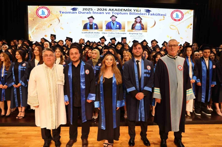 BEUN’da başarı ve mutluluk diplomalarla taçlandı