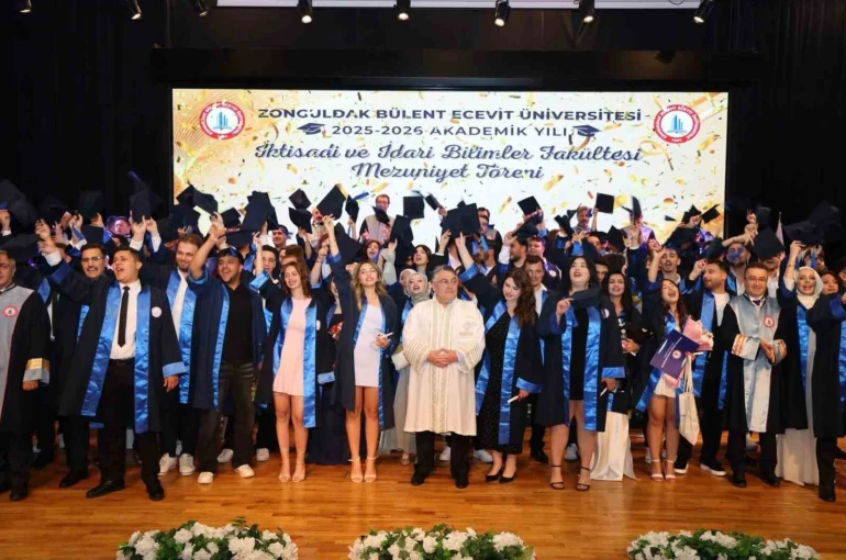 BEUN’da geleceğin yöneticileri mezuniyet coşkusu yaşadı