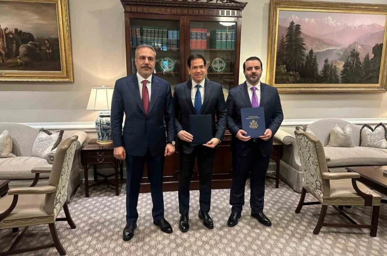 Beyaz Saray’da Türkiye-ABD-Suriye zirvesi