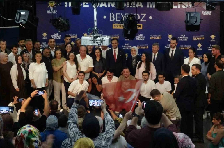 Beykoz’da Bağımsız meclis üyesi Esengül Yılmaz Gül, AK Parti’ye katıldı