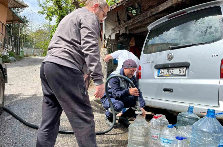 Beykoz’da İSKİ kaynaklı su arızası eski İstanbul’u hatırlattı