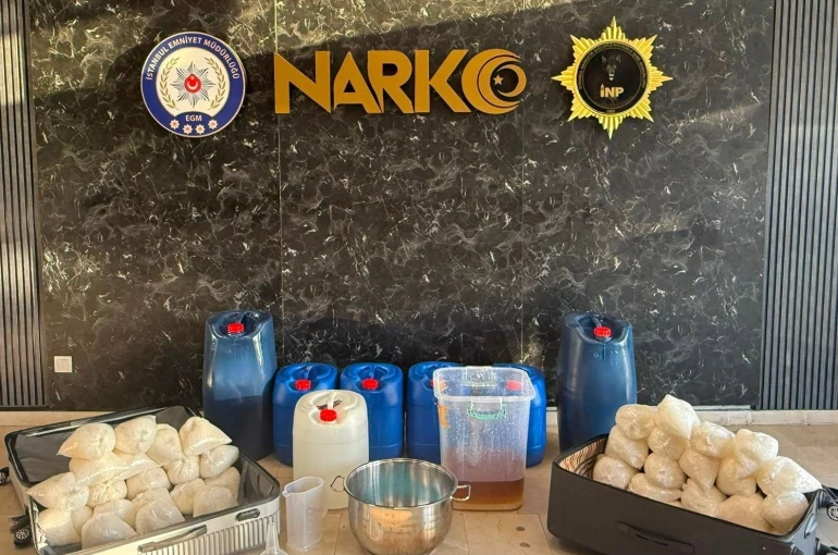 Beylikdüzü’nde uyuşturucu operasyonu: 248 kilogram metamfetamin ele geçirildi