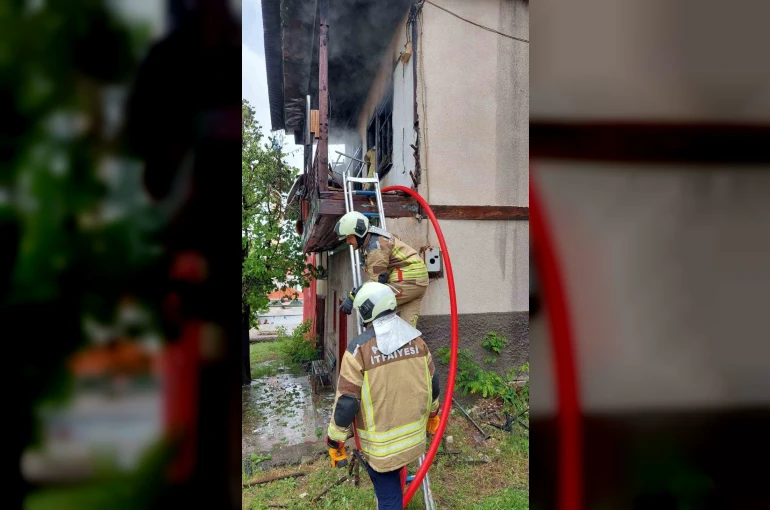 Beypazarı’nda ev yangını paniği