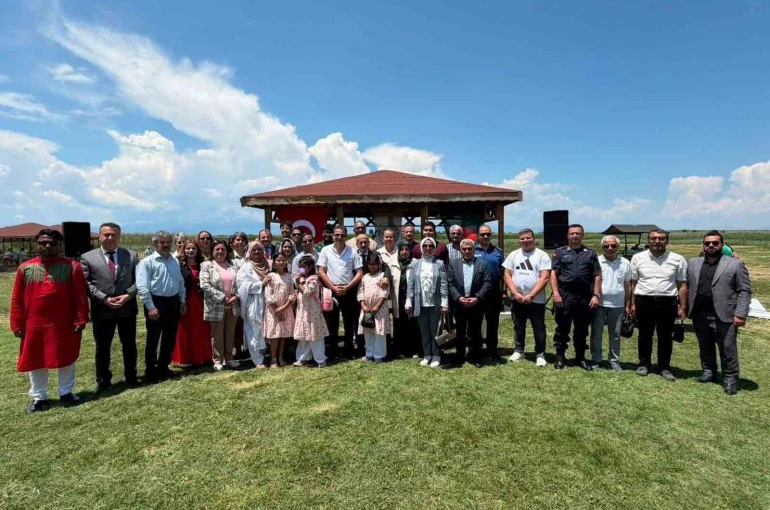 Beyşehir Gölü’nde kardeşlik rüzgarı esti