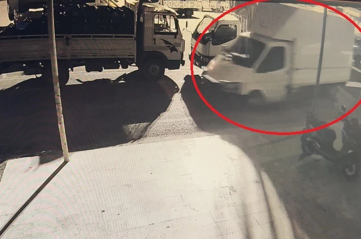 Biber yüklü kamyoneti çaldılar, biberleri satıp parasını harcayamadan yakalandılar