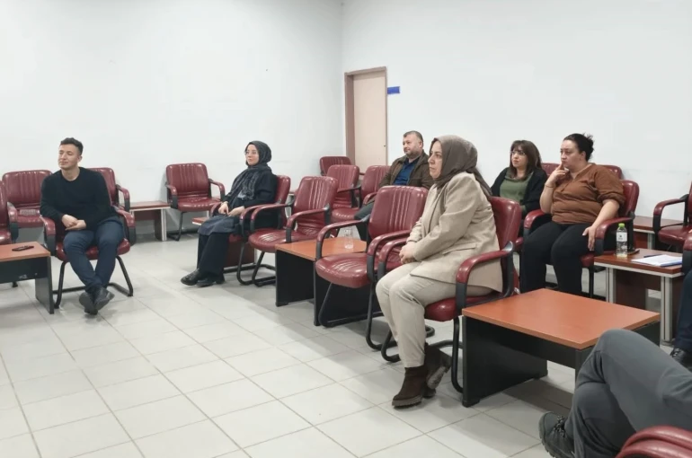 Bilecik huzurevinde ’Kişi Hakları’ eğitimi
