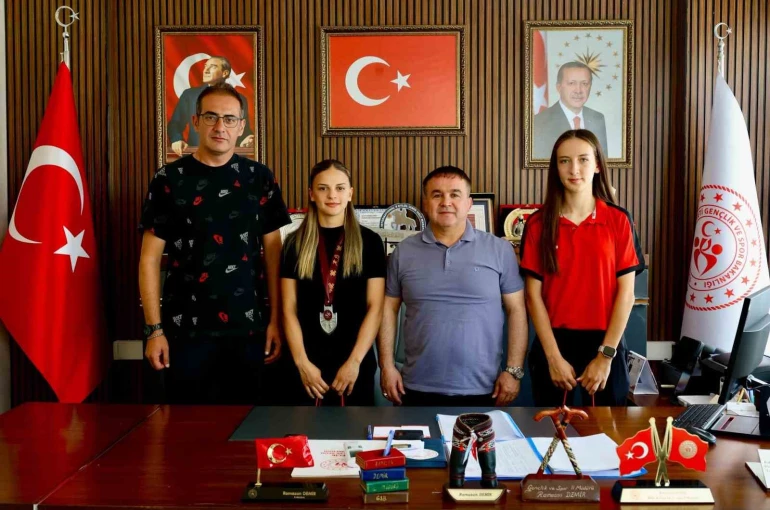 Bilecikli atletlerden Türkiye şampiyonalarında çifte başarı