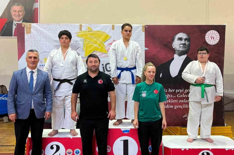 Bilecikli judoculardan Türkiye derecesi
