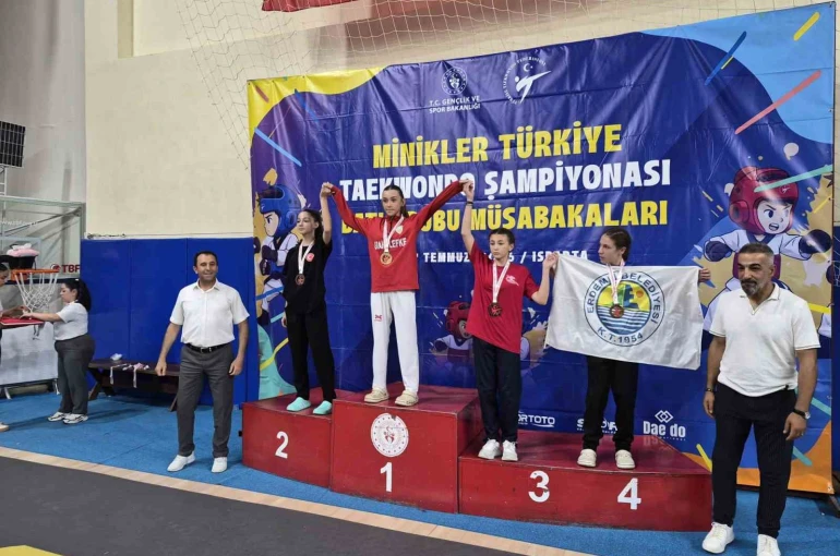 Bilecikli minik tekvandocular Türkiye finallerine damga vurdu