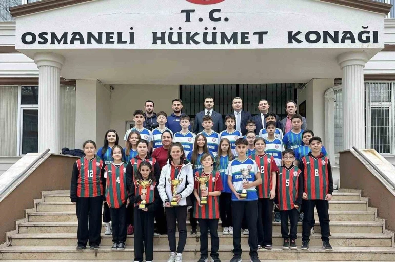 Bilecikli öğrencilerden şampiyonluk başarısı