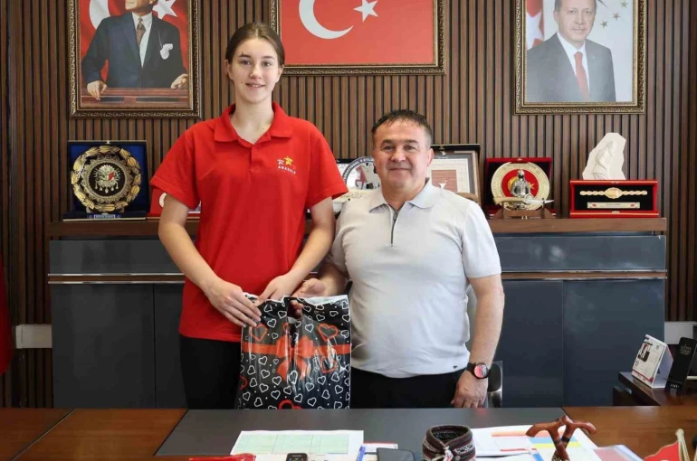 Bilecikli sporcu TVF Spor Lisesi’ni kazandı