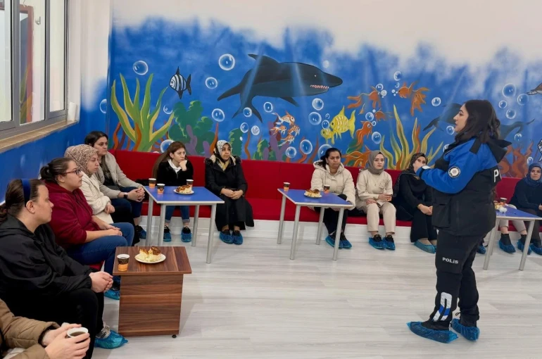 Bilecik’te anaokulu velilerine ‘Dolandırıcılık ve Akran Zorbalığı’ eğitimi