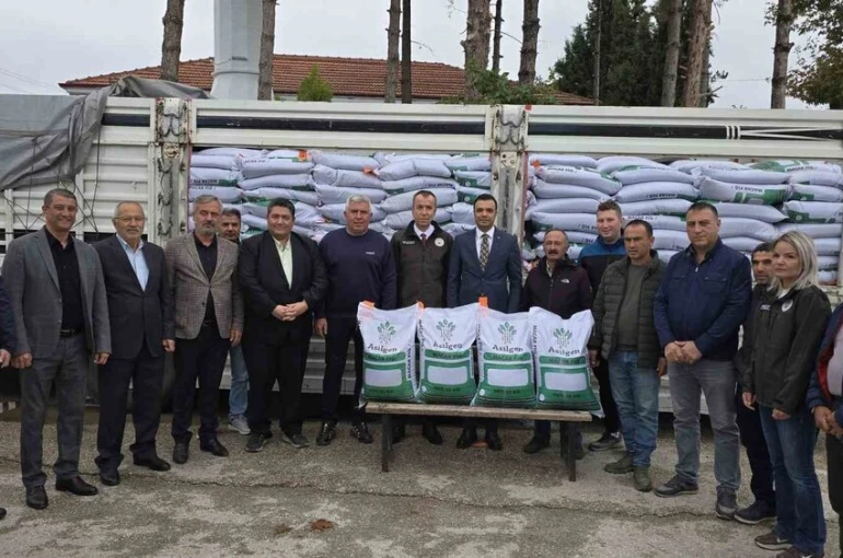 Bilecik’te çiftçilere 24 ton yem bitkisi tohumu desteği