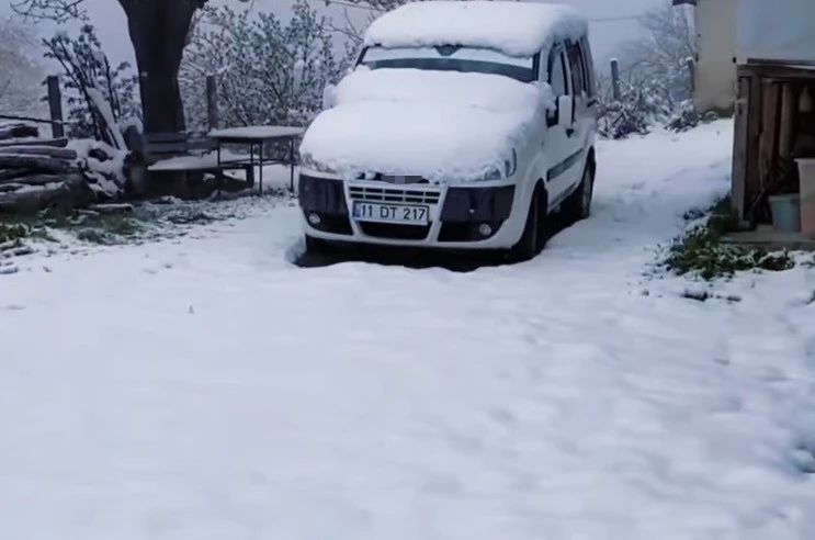 Bilecik’te kar sürprizi