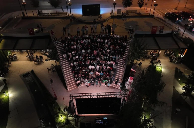 Bilecik’te kurtuluş yılı sinema keyfiyle kutlandı