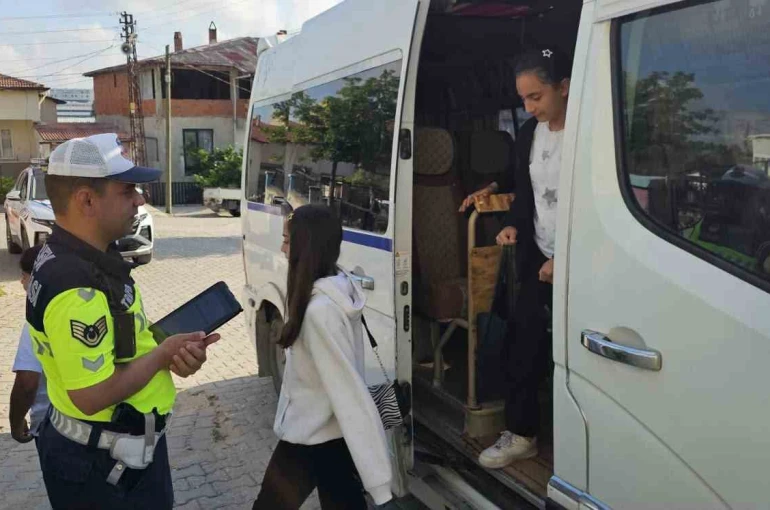 Bilecik’te okul servis araçları denetlendi