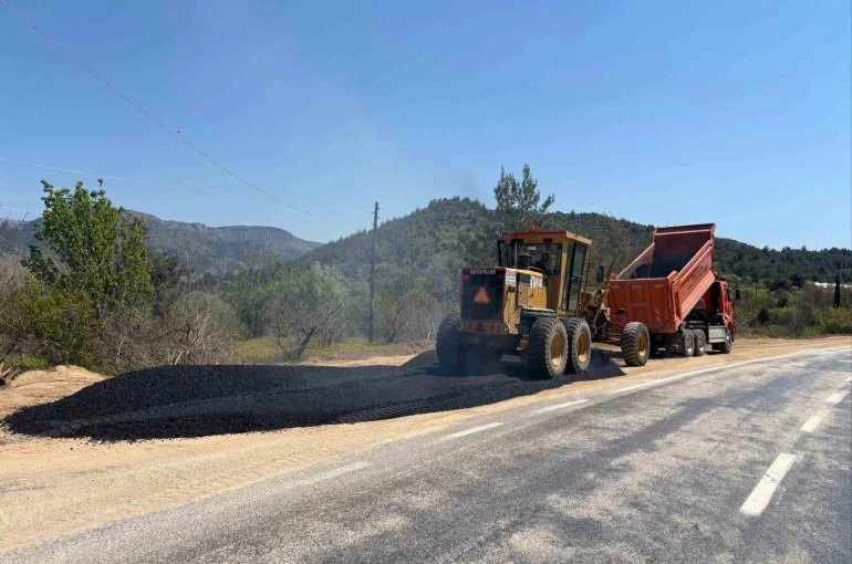 Bilecik’te tehlikeli yol genişletildi