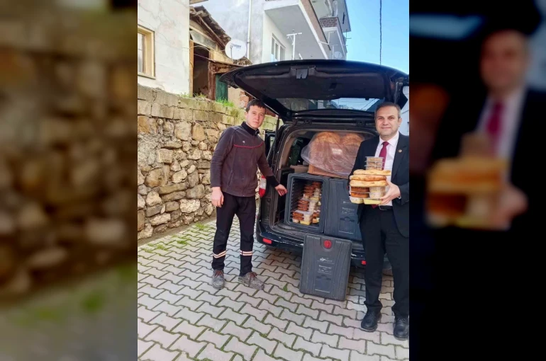 Bilecik’te vatandaşların kapısına sıcak yemek ulaştırıldı