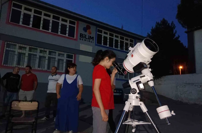 Bilim Demirci’de gökyüzü şöleni