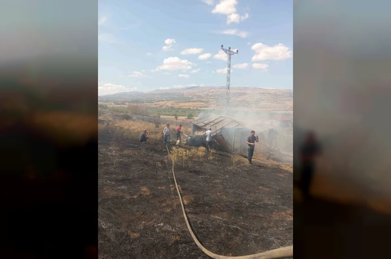 Bingöl’de örtü yangını
