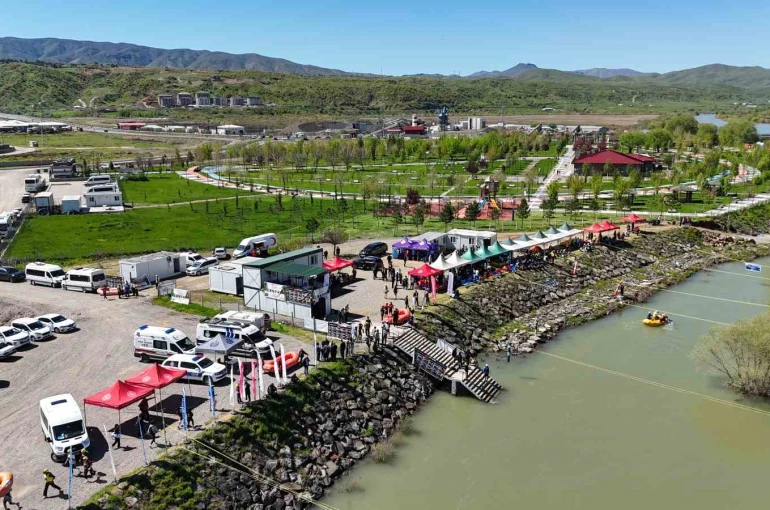 Bingöl’de rafting şöleni: Türkiye Şampiyonası coşkuyla başladı