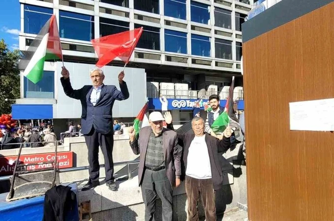 Binlerce Ankaralı Filistin’e destek için yürüdü