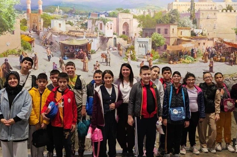 Bir Fidan, Bir Bilinç: Konya’da Öğrencilere Doğa Sevgisi Aşılanıyor