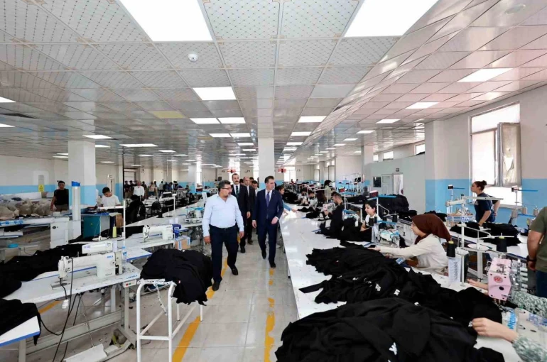 Bitlis Valisi Karakaya Güroymak’ta incelemelerde bulundu