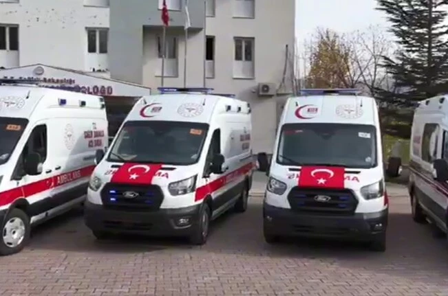 Bitlis’in acil sağlık filosu 7 yeni ambulansla güçlendi
