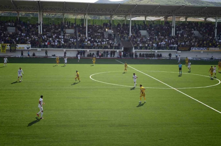 Bitlis’te 3. Lig yolunda büyük adım